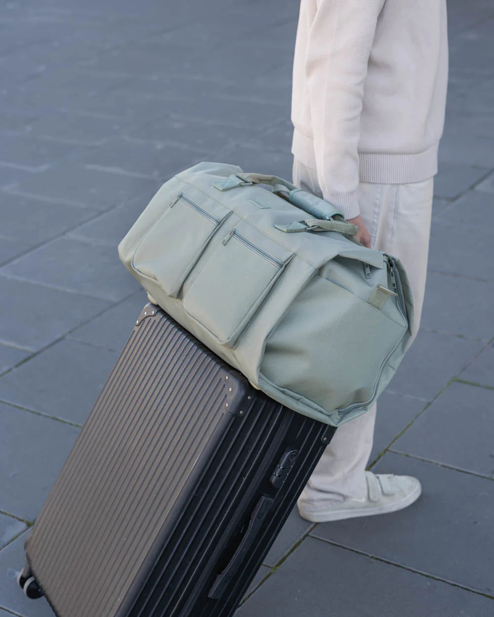 Khaki kelioninis krepšys